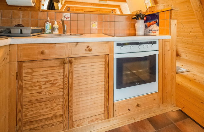 Cozy Forest Hideaway in Suhl - Photo 14