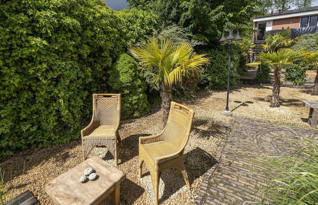 Romantic Chalet Near Wilhelminadorp - Foto 27