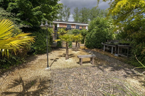 Photo 28 - Romantic Chalet With Tropical Garden Near Wilhelminadorp