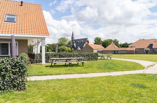 Photo 35 - Large Apartment on Ameland With Terrace