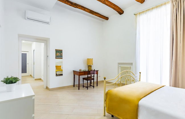 Apartment With Balcony in Palazzo Diaz by Wonderful Italy - Foto 5