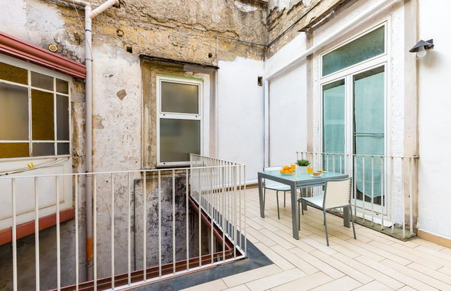 Apartment With Balcony in Palazzo Diaz by Wonderful Italy - Foto 35