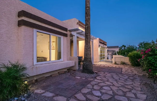 Spectacular Hilltop Home W/resort Like Backyard! - Photo 46