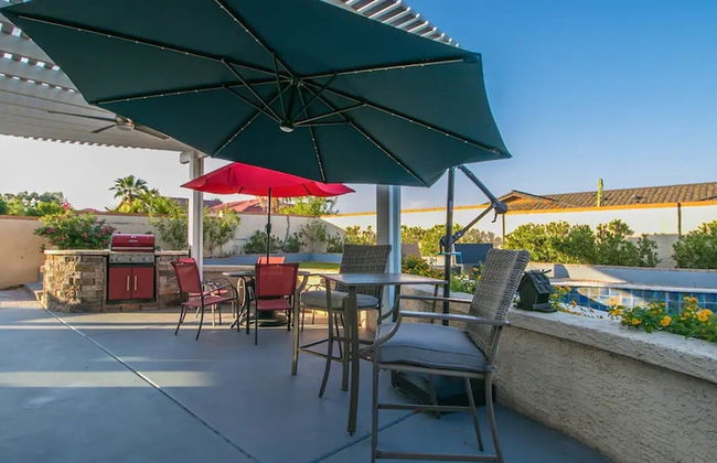 Spectacular Hilltop Home W/resort Like Backyard! - Photo 50