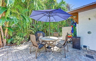 Photo 2 - Anna Maria Island Edgewater Bungalow