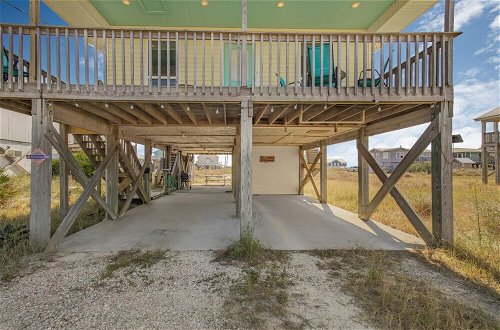 Photo 42 - Peaceful House Walking Distance to Sandy Beach
