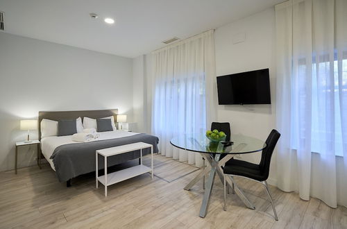 Photo 8 - Ines Luna Suites