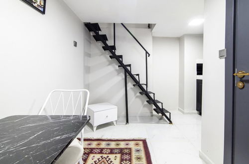 Photo 10 - Modern Flat in the Heart of Beyoglu