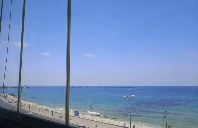 Big Seafront Apartment in Saida, Lebanon - Photo 19