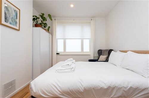 Foto 3 - Stylish and Modern 1 Bedroom Flat in Whitechapel