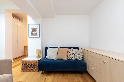 Photo 25 - Stylish and Modern 1 Bedroom Flat in Whitechapel