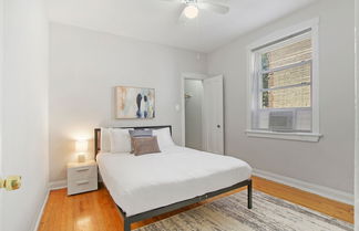 Photo 1 - Charming 3BR Rogers Park Home in Newgard