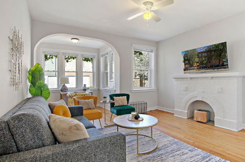 Photo 17 - Charming 3BR Rogers Park Home in Newgard