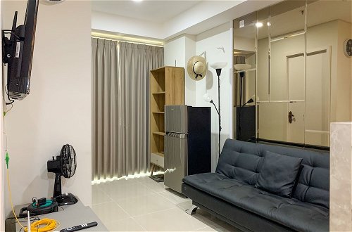 Photo 20 - Comfort And Enjoy Living 2Br At Daan Mogot City Apartment