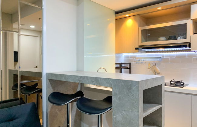 Comfort And Enjoy Living 2Br At Daan Mogot City Apartment - Foto 15