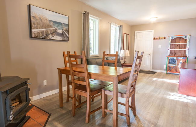 Lakepoint Cottage Resort - Photo 43