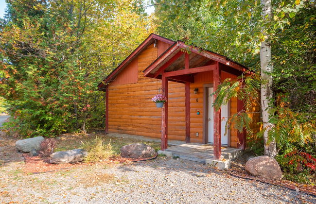 Lakepoint Cottage Resort - Photo 27