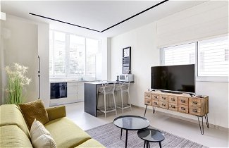 Photo 2 - Central17 by TLV2RENT
