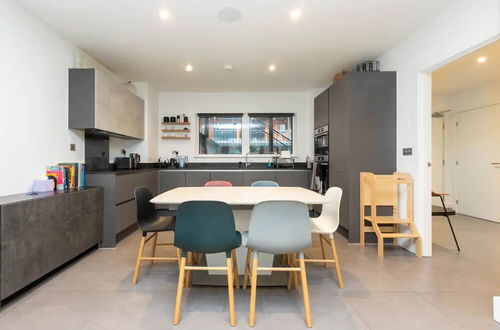 Photo 23 - Modern Family Friendly 2 Bedroom Flat in Hackney Wick