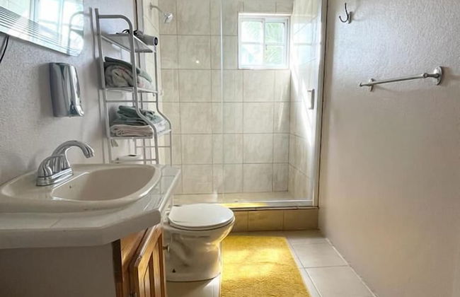 Lovely 2 Bedroom Apt 4 Warm, Cosy, Comfortable - Foto 10