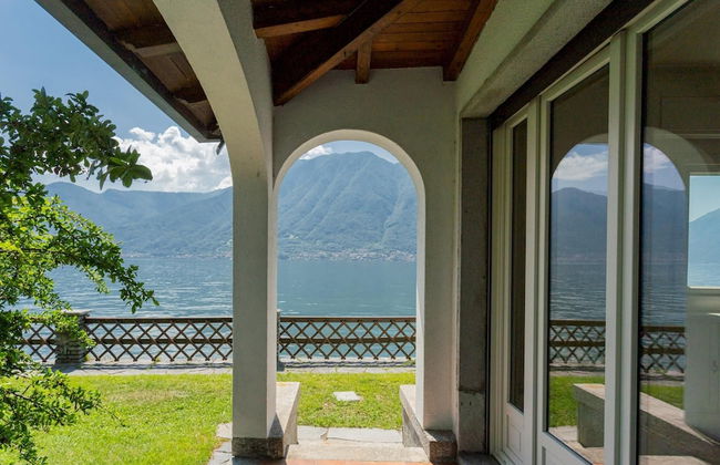 Villa Bianca - Front Lake Pool - Foto 18