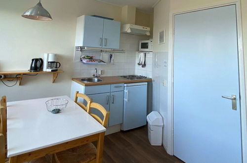 Photo 5 - Family Apartment on Large Estate in Bergen aan Zee near Dunes & Beach