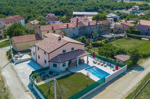 Photo 1 - Holiday Home in Brtonigla With Private Pool