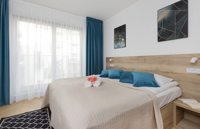 One Bedroom Apartment Okrzei by Renters - Photo 1