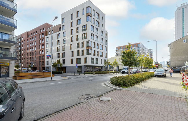 One Bedroom Apartment Okrzei by Renters - Photo 17