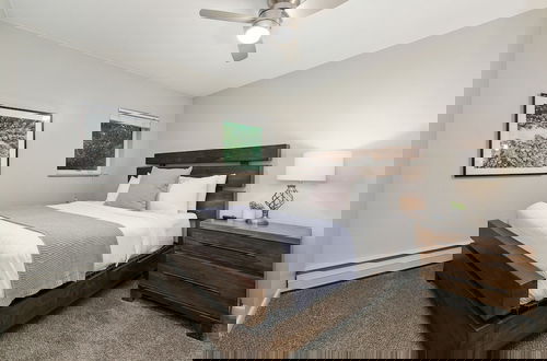 Photo 3 - Breathtaking Condo in the Heart of Old Town