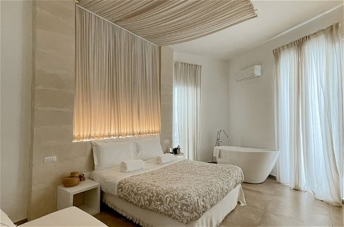 Photo 2 - San Michele Luxury Rooms