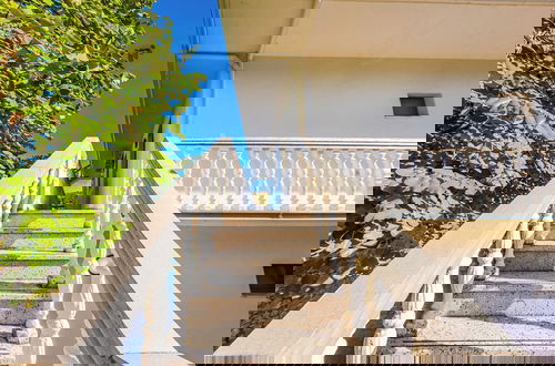 Photo 29 - ApartHotel by PikHost