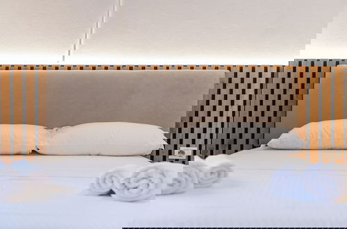 Photo 23 - ApartHotel by PikHost