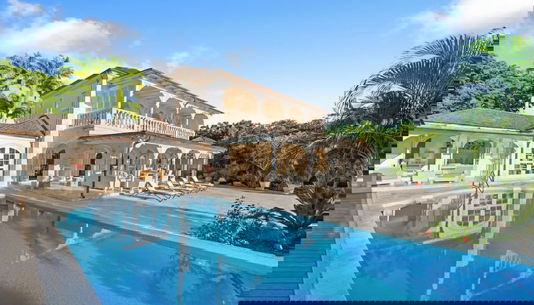 Foto 1 - Waterfalls - 6 bed Peaceful and Secure Luxury