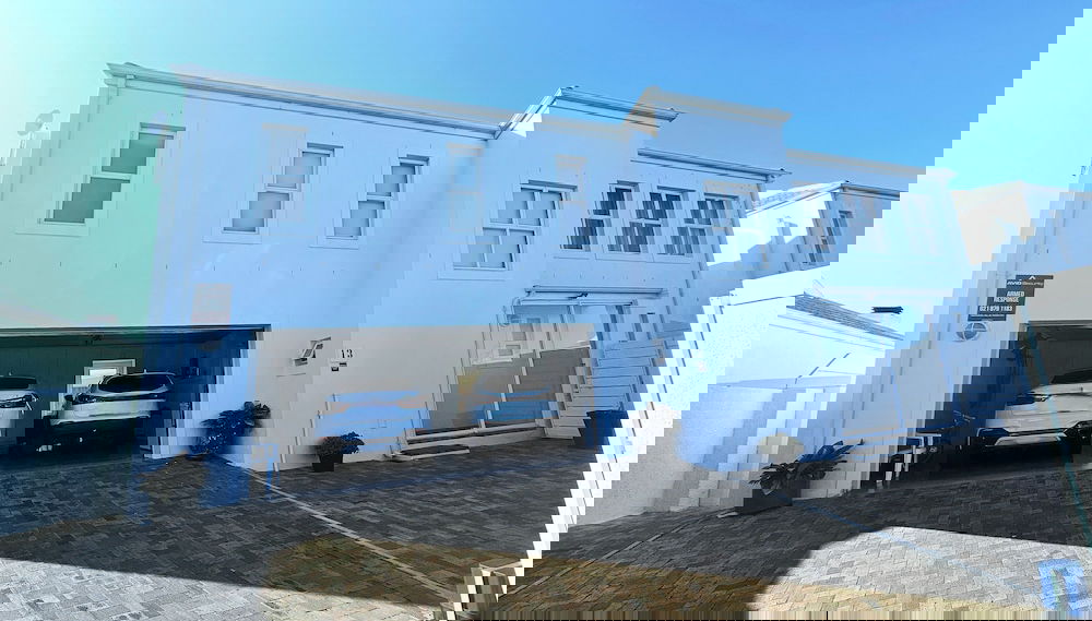 Primary image
