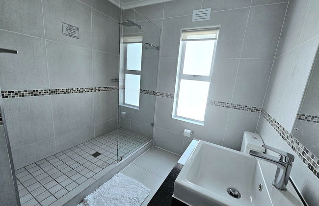 Portmarnock House - Photo 14