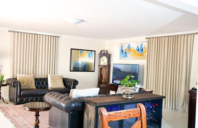 Portmarnock House - Photo 11