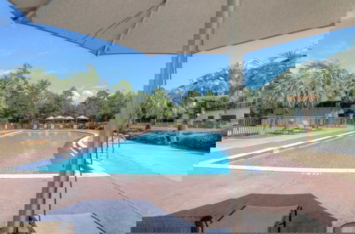 Foto 17 - Smurf Mountain by Avantstay Private Beach + Pool Redfish Village
