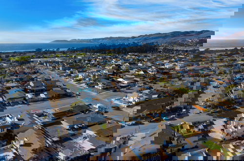 Foto 45 - Sunset Serenity by Avantstay Rooftop w/ Hot Tub & Fire Pit, 3 Blocks to Beach!