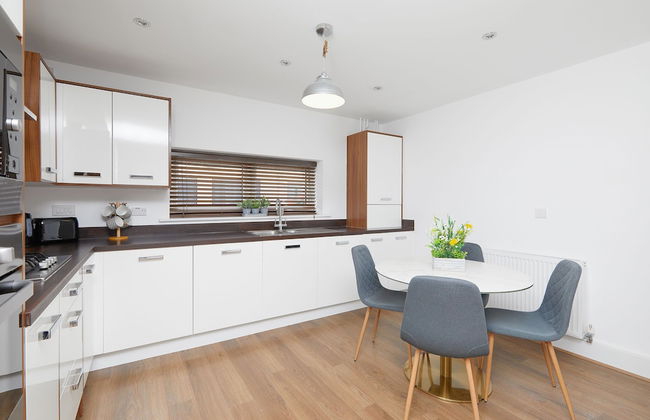 Derby City 3 Bed House- Roof Terrace - Foto 1