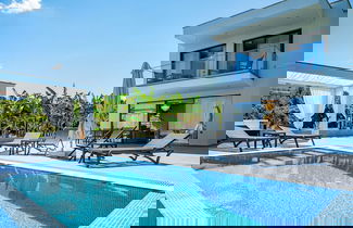 Foto 1 - Continent Villas