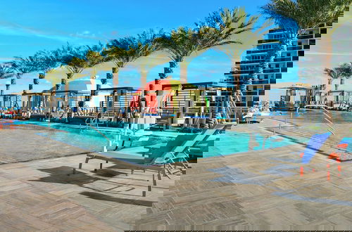 Foto 37 - Beachfront condo with stunning views