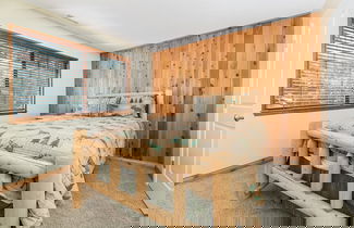 Foto 3 - Whiskey Pines Chalet