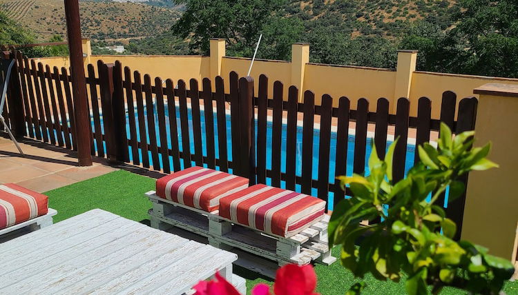 Foto 1 - Warm Holiday Home With Private Pool in Andalucia Center