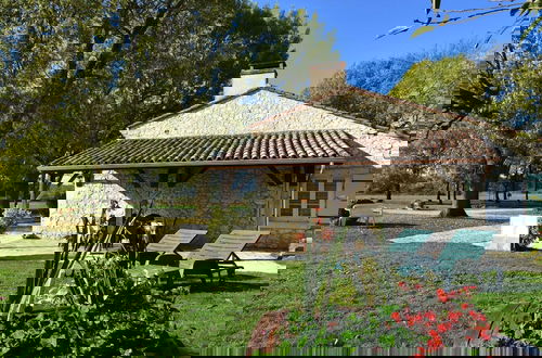 Foto 56 - Spacious Holiday Home in Saint-nexans With Terrace