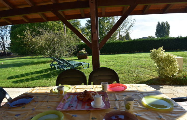 Spacious Holiday Home in Saint-nexans With Terrace - Foto 38