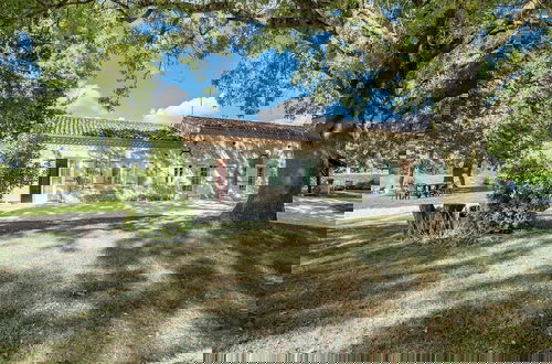 Foto 63 - Spacious Holiday Home in Saint-nexans With Terrace