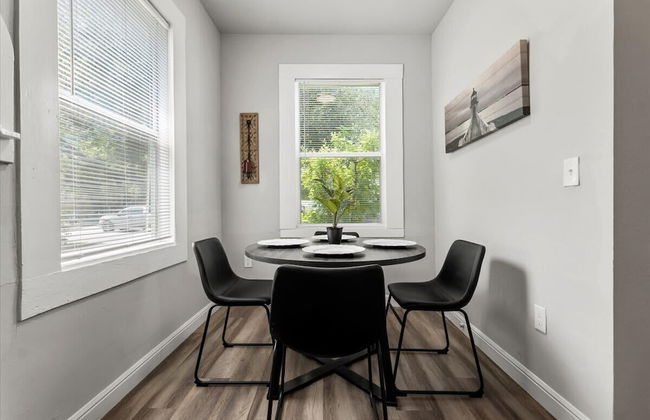 Charming 1BR Sanctuary w/ FREE Parking - Foto 6