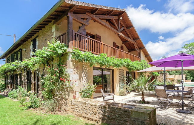 Spacious Farmhouse With Private Heated Pool in a Rustic Garden - Foto 80