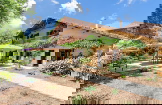 Foto 1 - Spacious Farmhouse With Private Heated Pool in a Rustic Garden